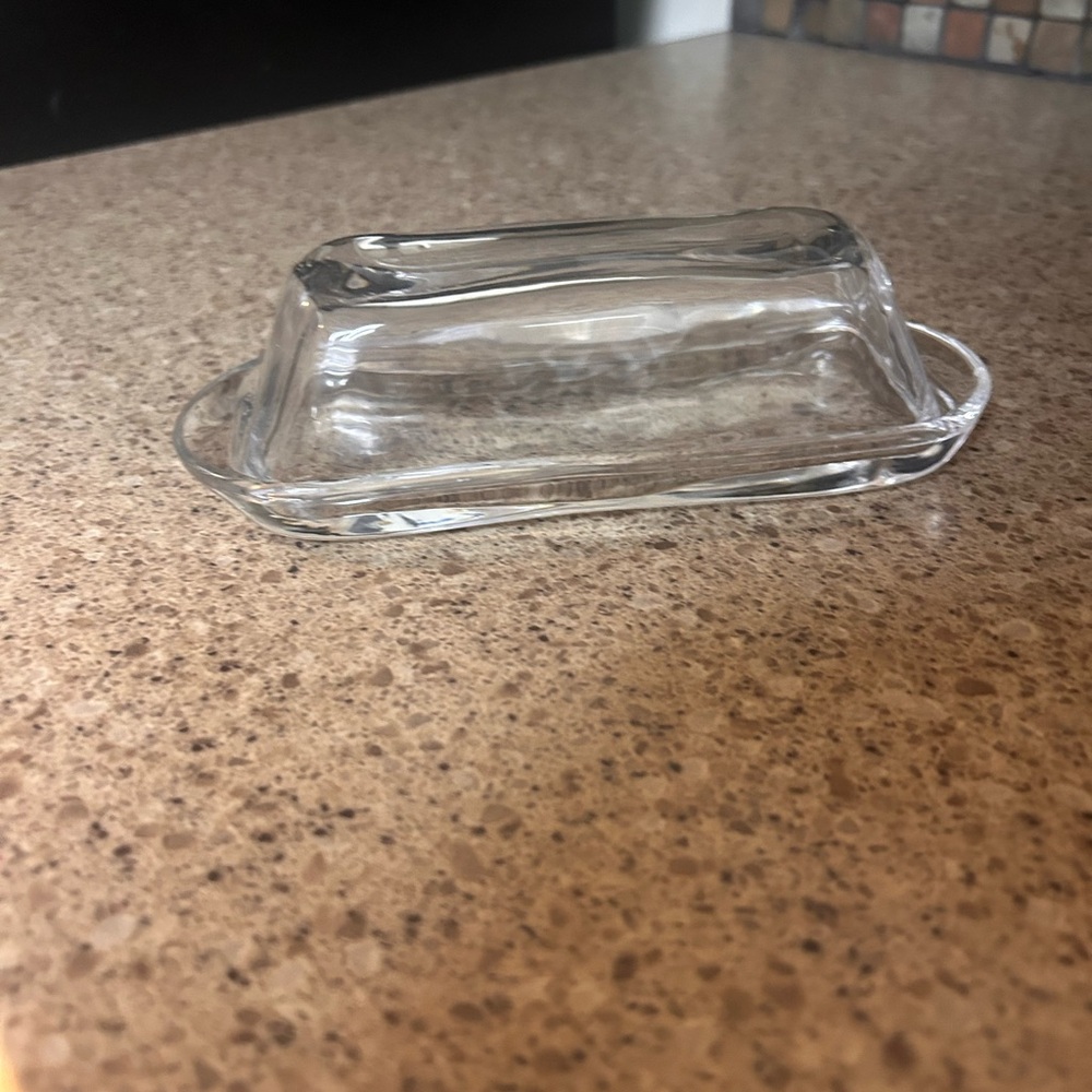 Elegant Clear Glass Butter Dish - Picture 2 of 11